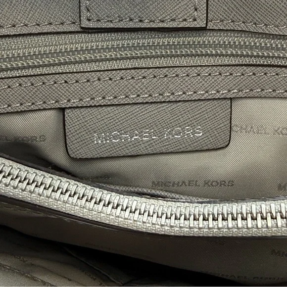 Michael Kors Cynthia Satchel Gray Saffiano Leather Chain Tote MK Charm - Picture 4 of 12